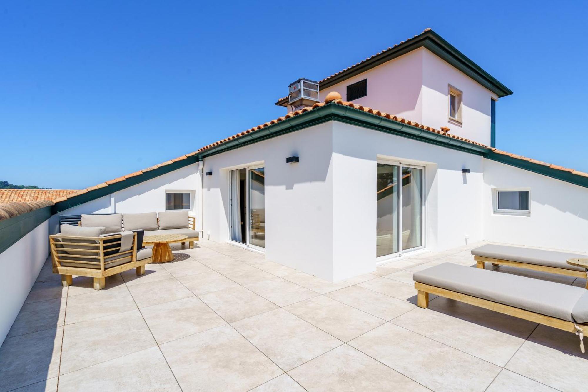 Hotel Ibaia - Piscine & Spa Hendaye Exterior photo