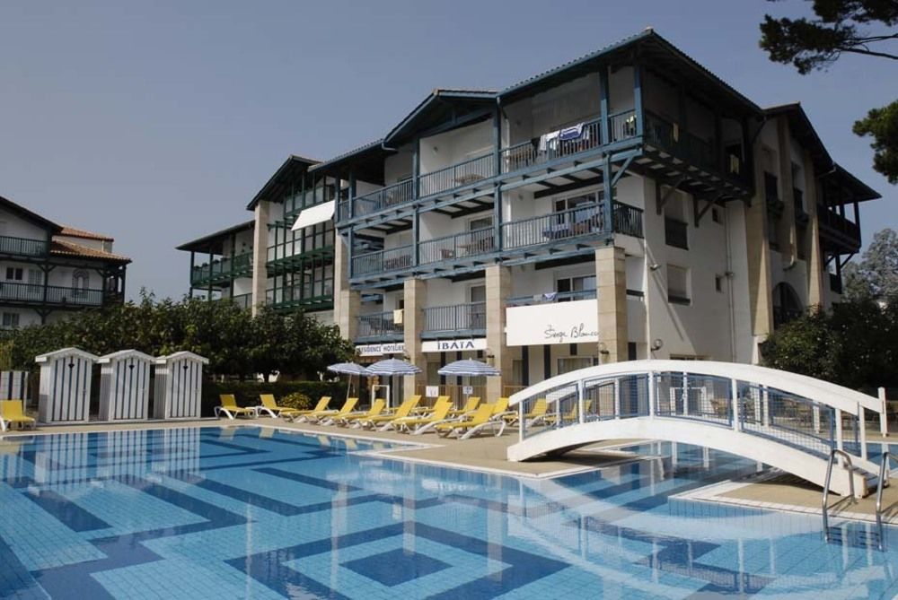 Hotel Ibaia - Piscine & Spa Hendaye Exterior photo